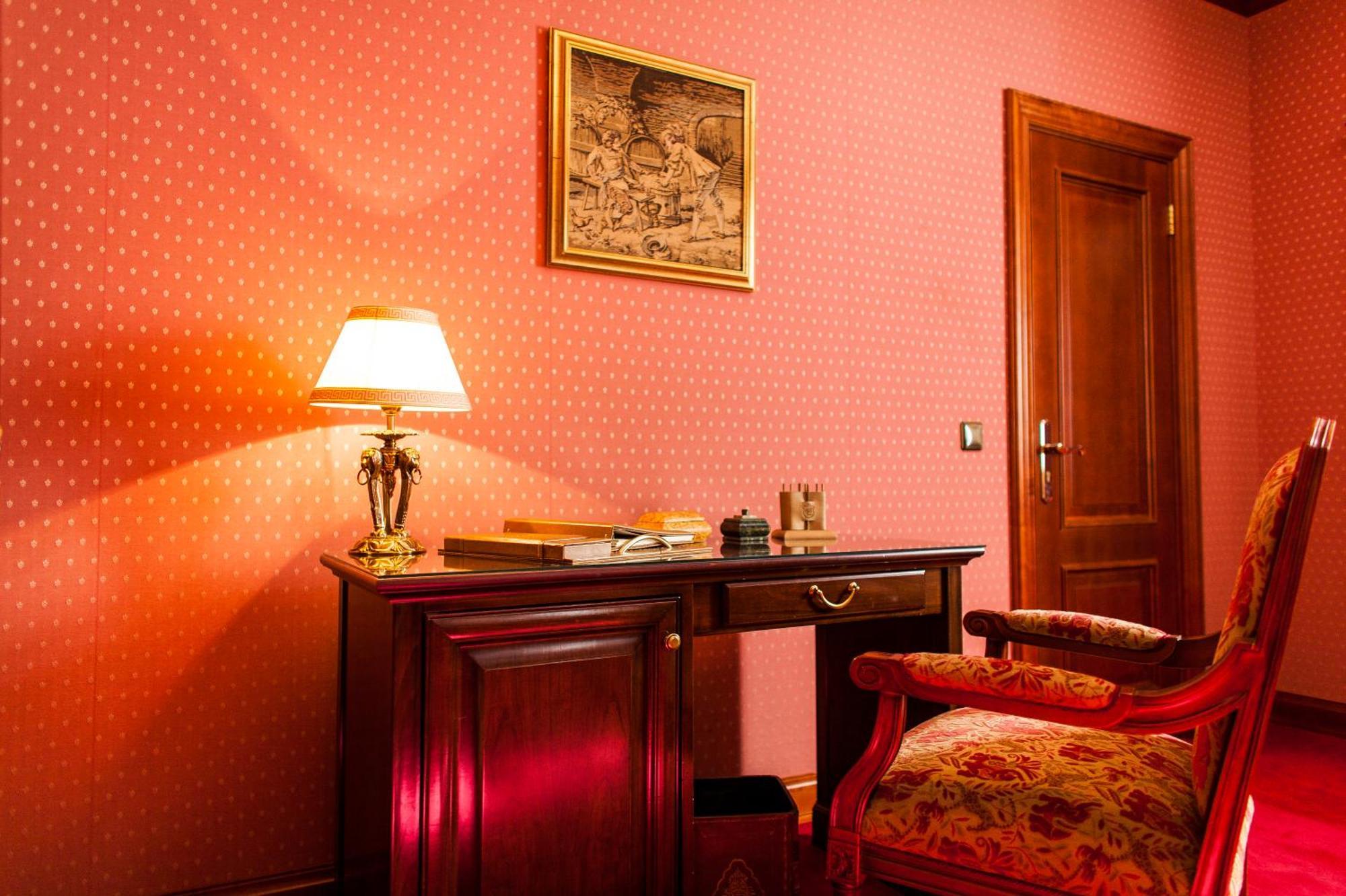 Tb Palace Hotel & Spa Jūrkalne Oda fotoğraf