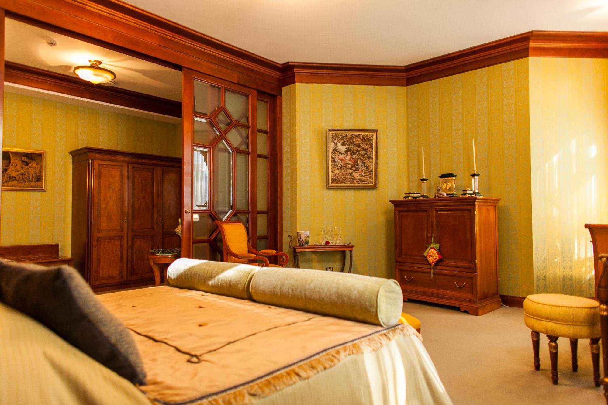 Tb Palace Hotel & Spa Jūrkalne Oda fotoğraf