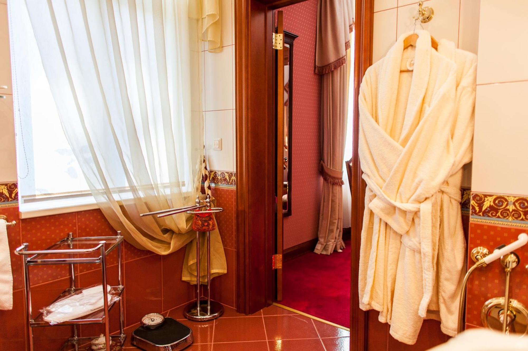 Tb Palace Hotel & Spa Jūrkalne Oda fotoğraf