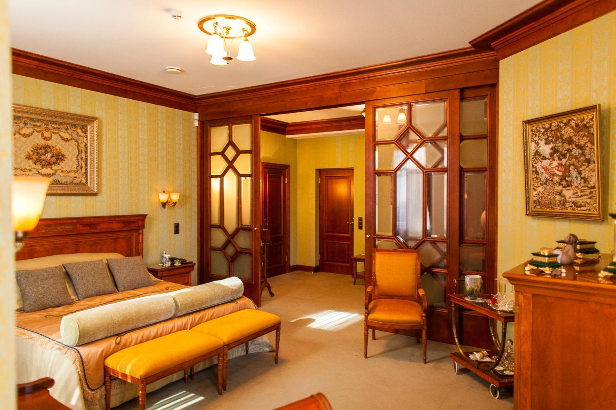 Tb Palace Hotel & Spa Jūrkalne Oda fotoğraf