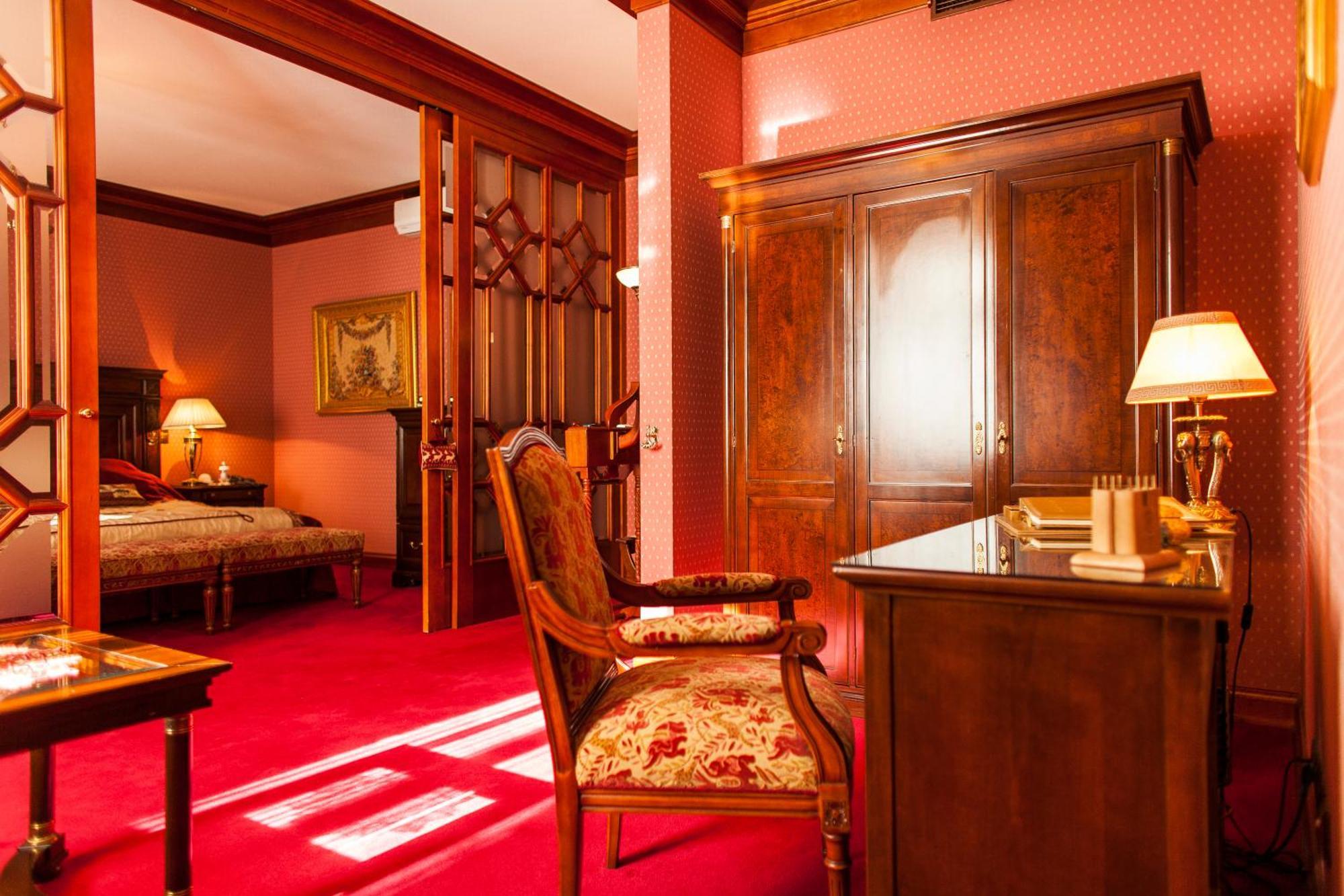 Tb Palace Hotel & Spa Jūrkalne Oda fotoğraf